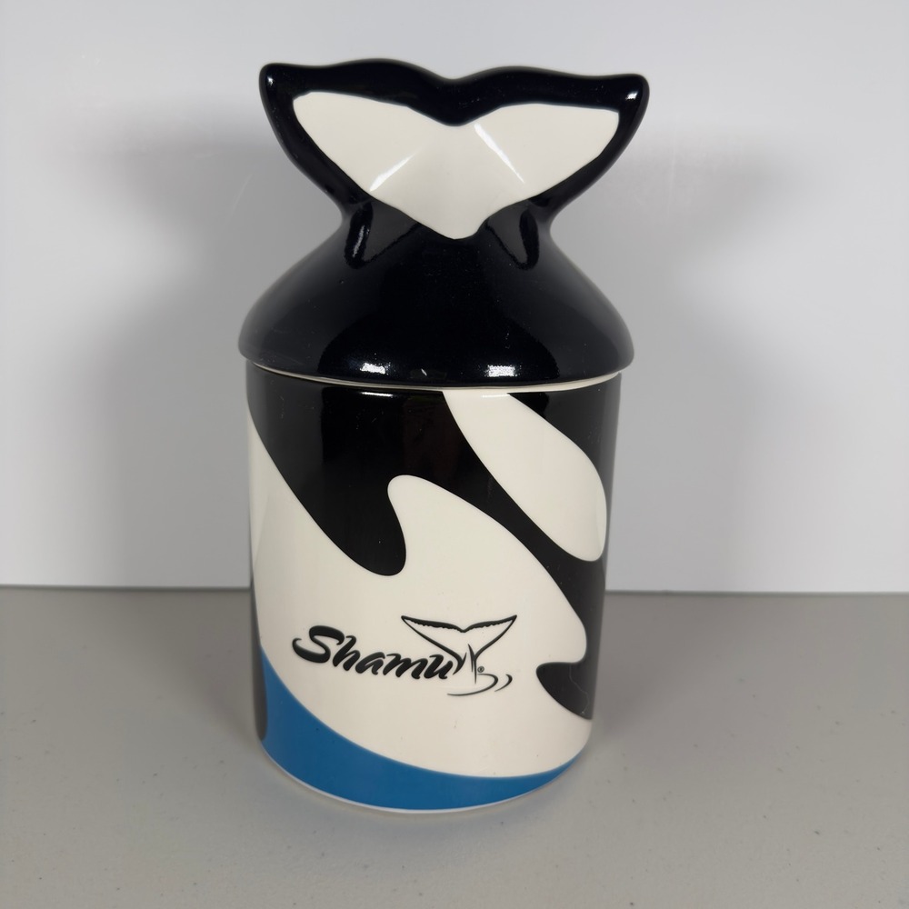 SeaWorld Shamu Orca Whale Ceramic Canister Jar 2006 Souvenir Tail Lid Decor 8.5"